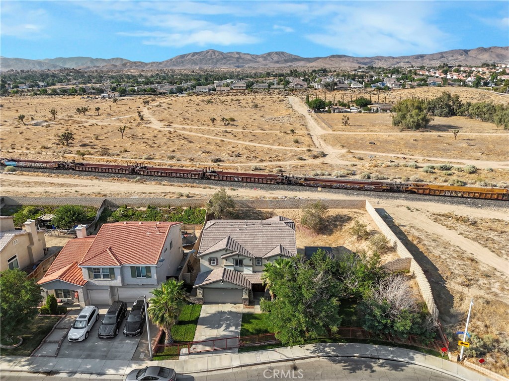 main property photo 28