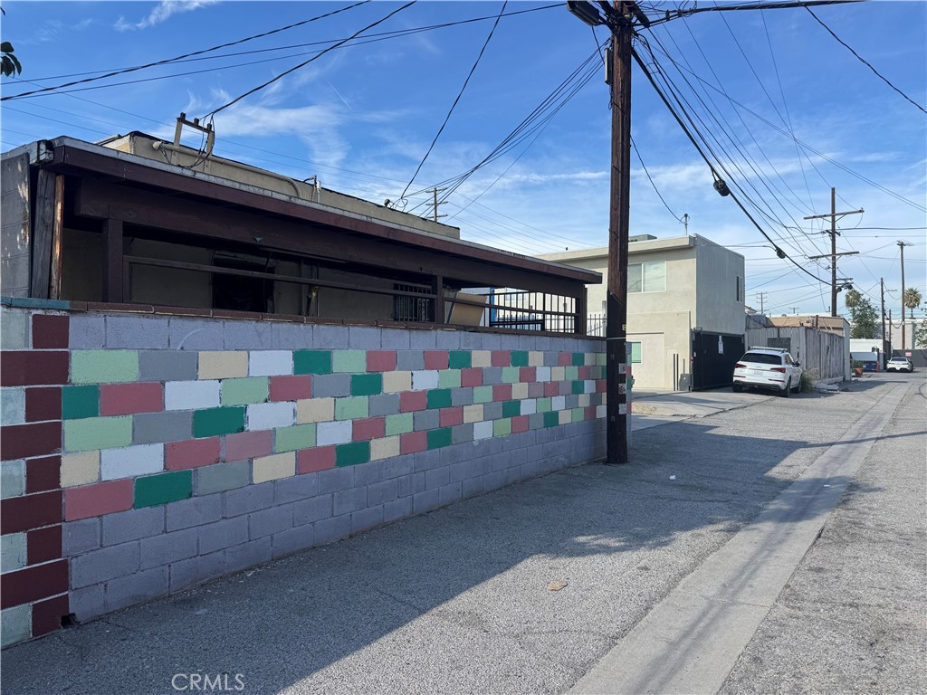 main property photo 3