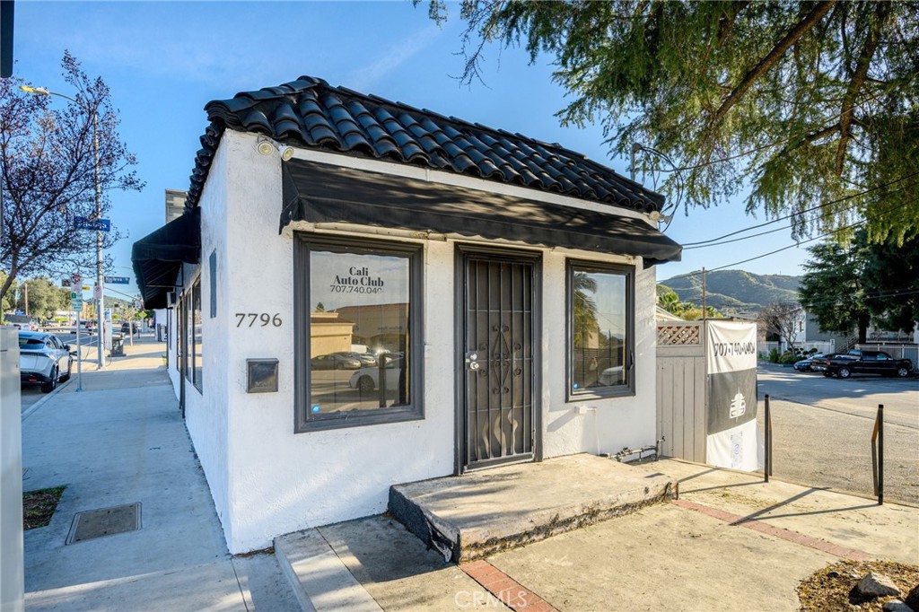 main property photo 19