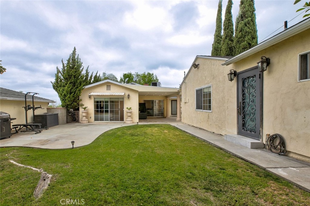 main property photo 37