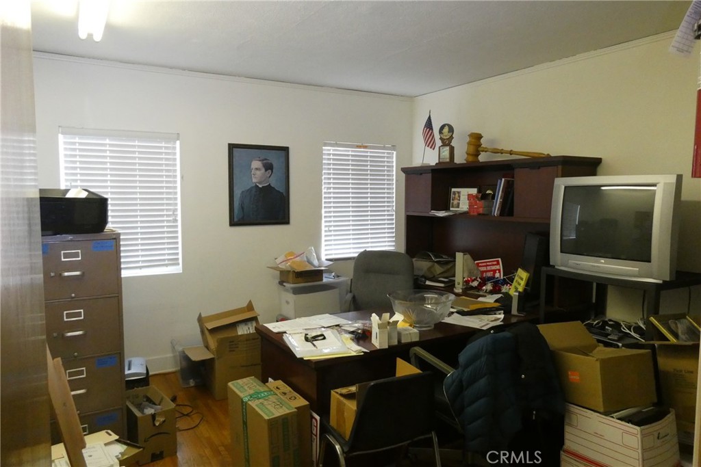 main property photo 15