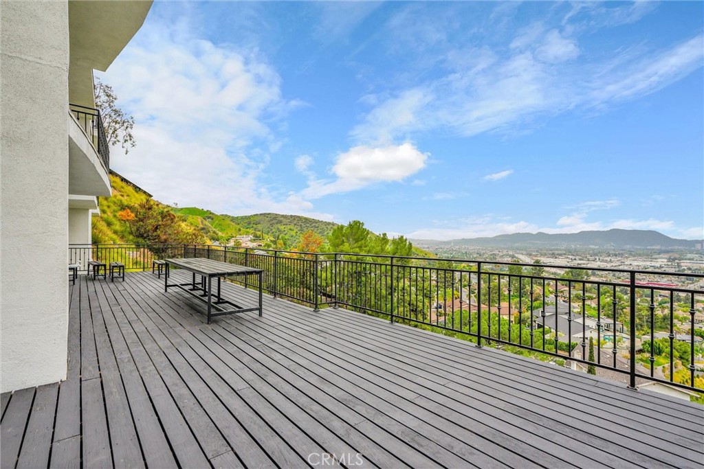 main property photo 70