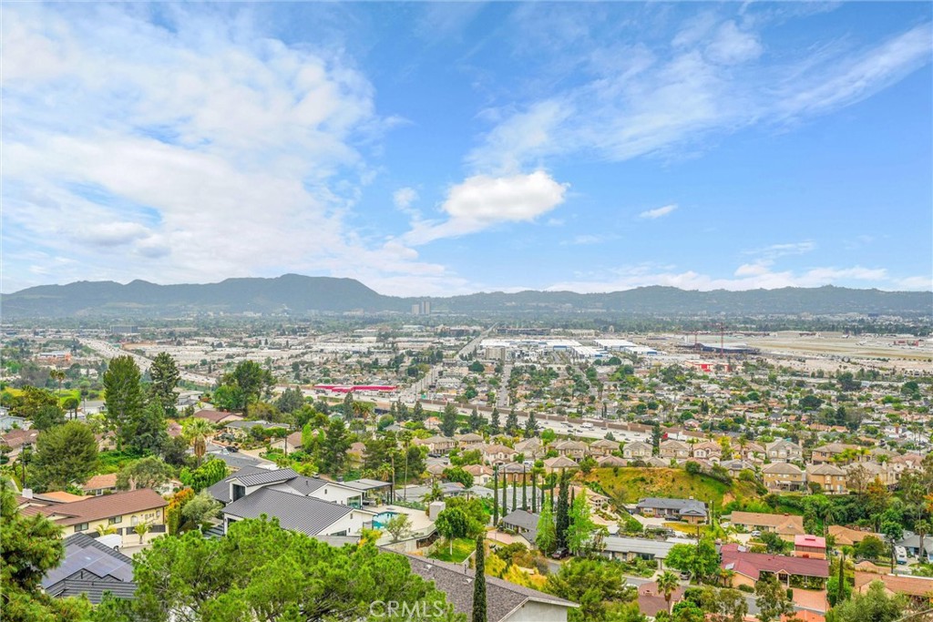main property photo 74