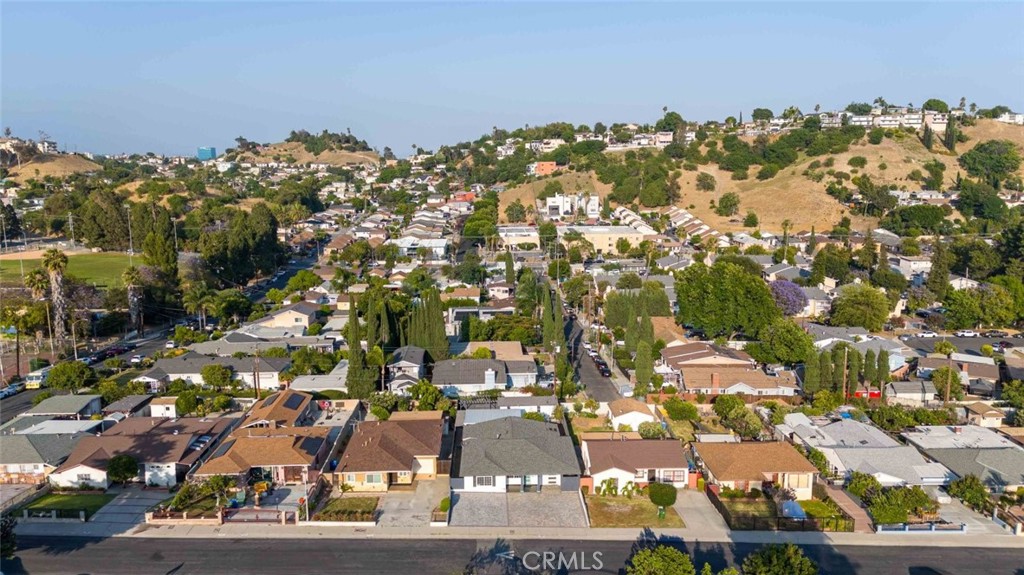 main property photo 47