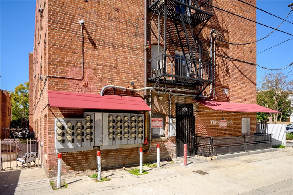 main property photo 14