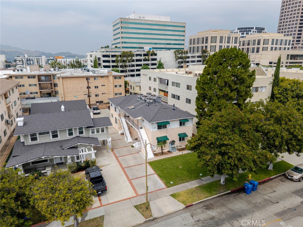 main property photo 18