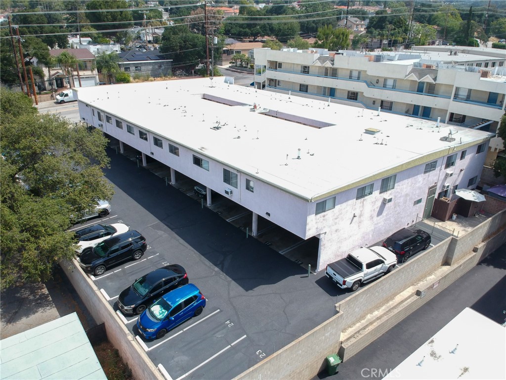 main property photo 13