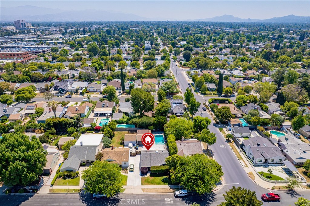 main property photo 50