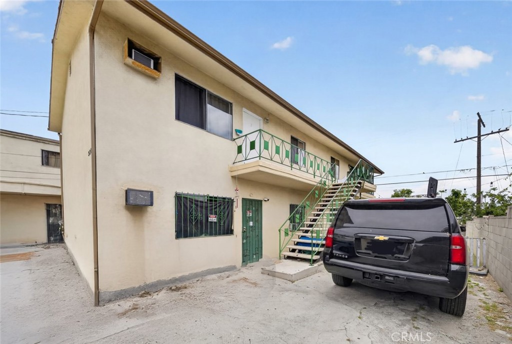 main property photo 19
