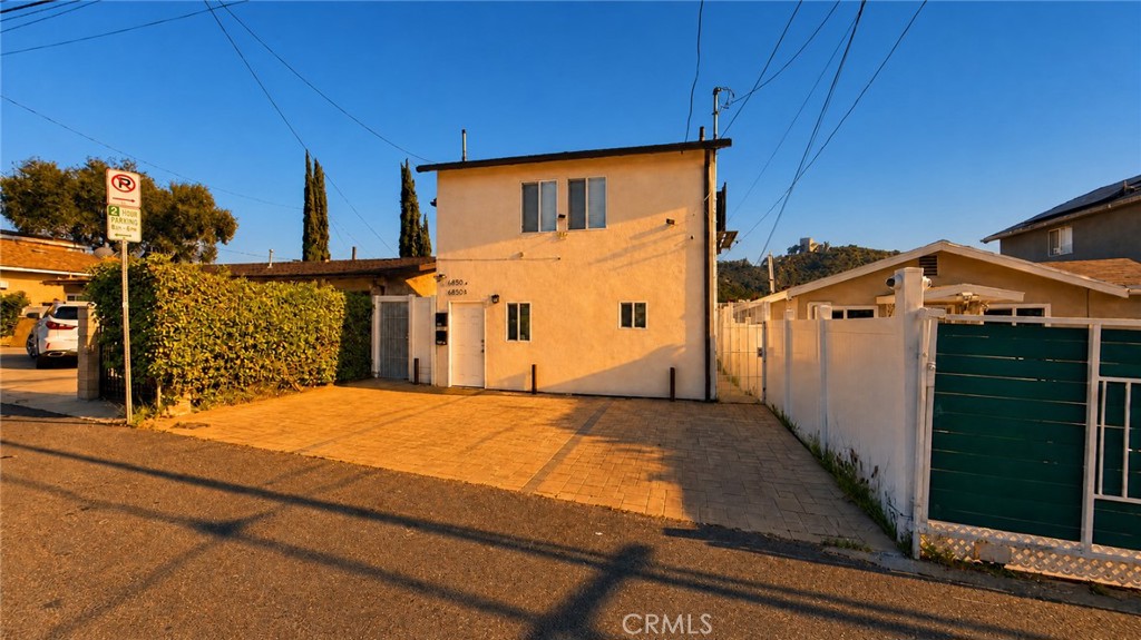 main property photo 32