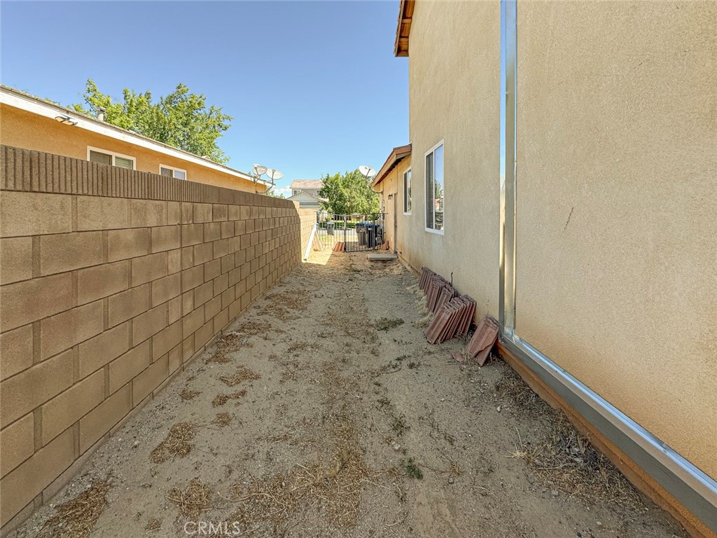 main property photo 42