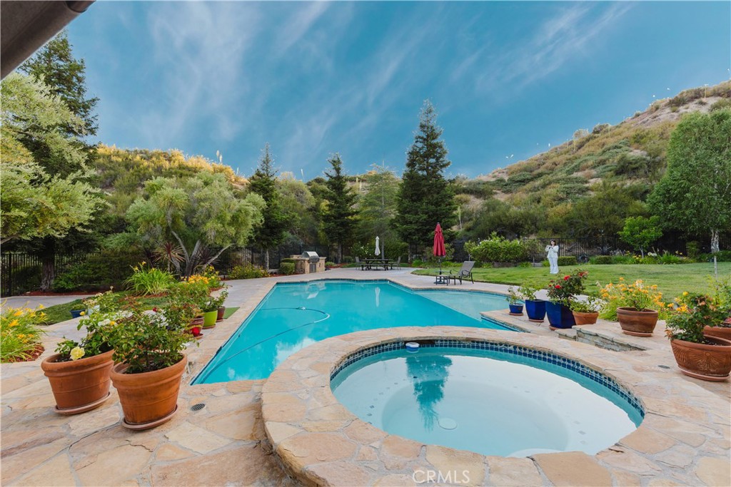 main property photo 66