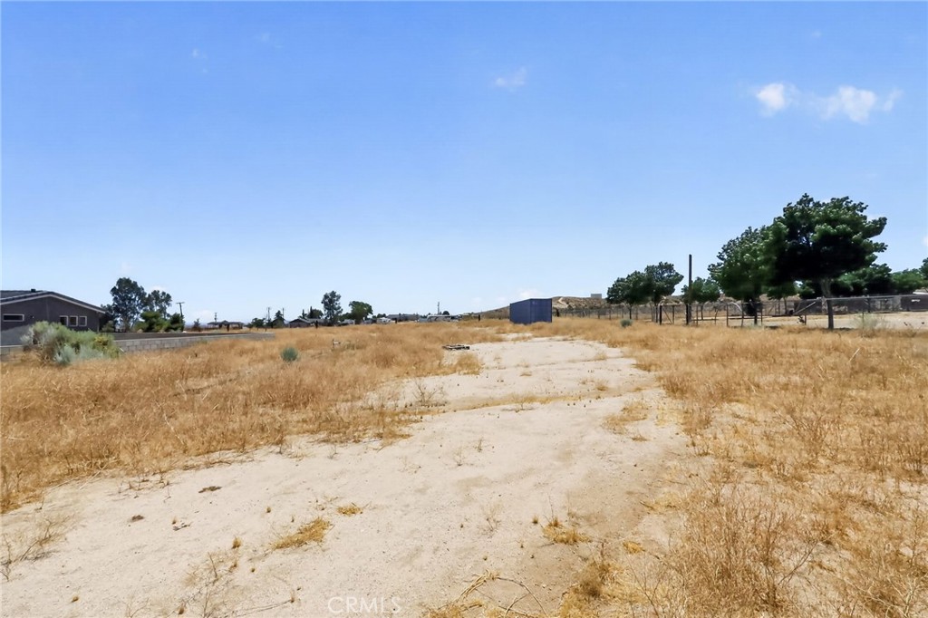 main property photo 18