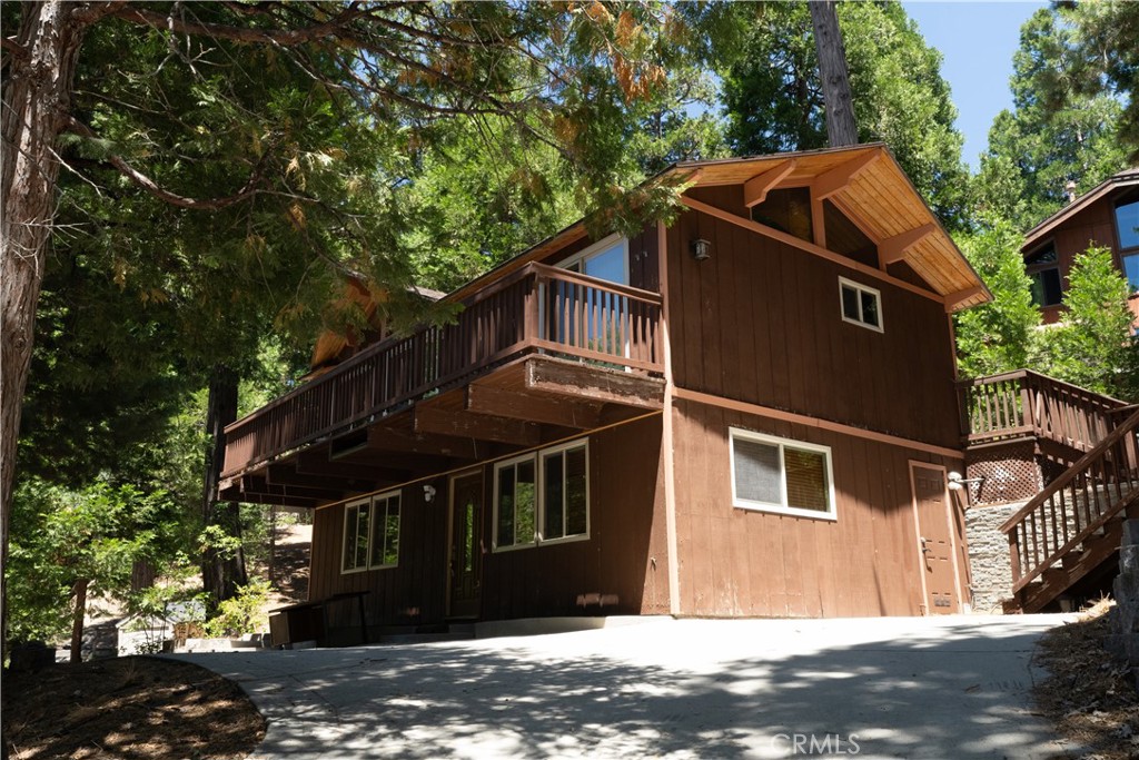 main property photo 12