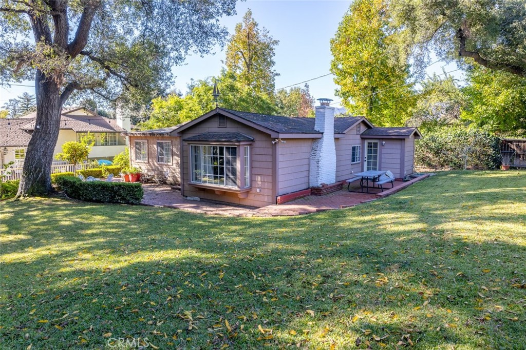 main property photo 18