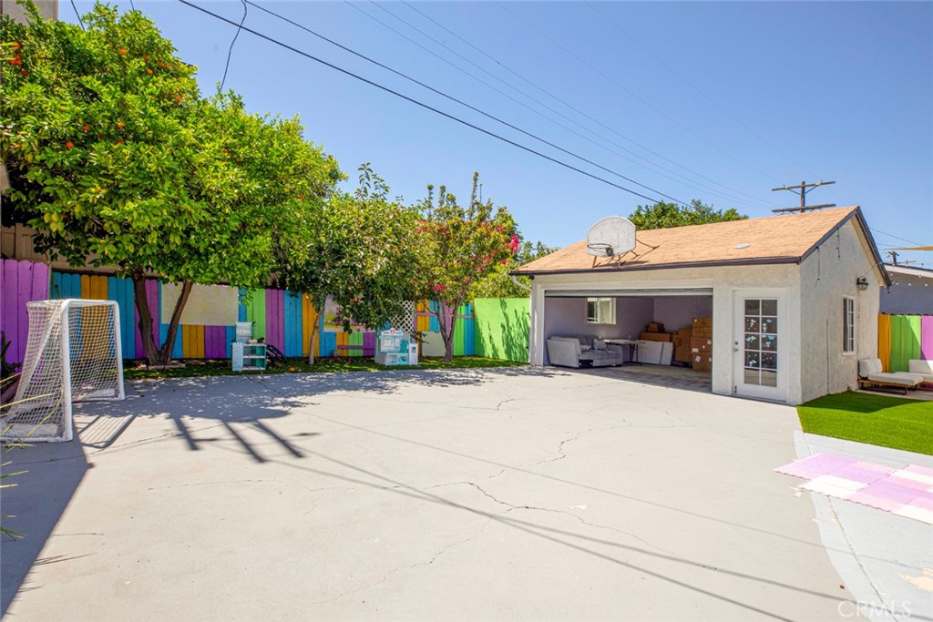 main property photo 44