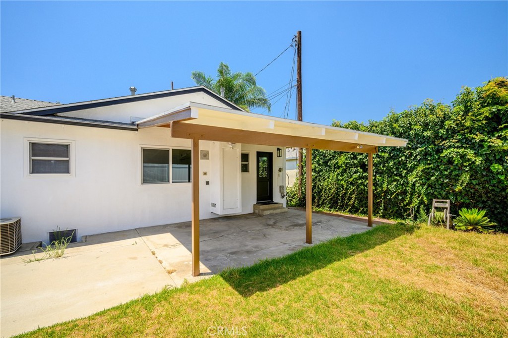main property photo 25