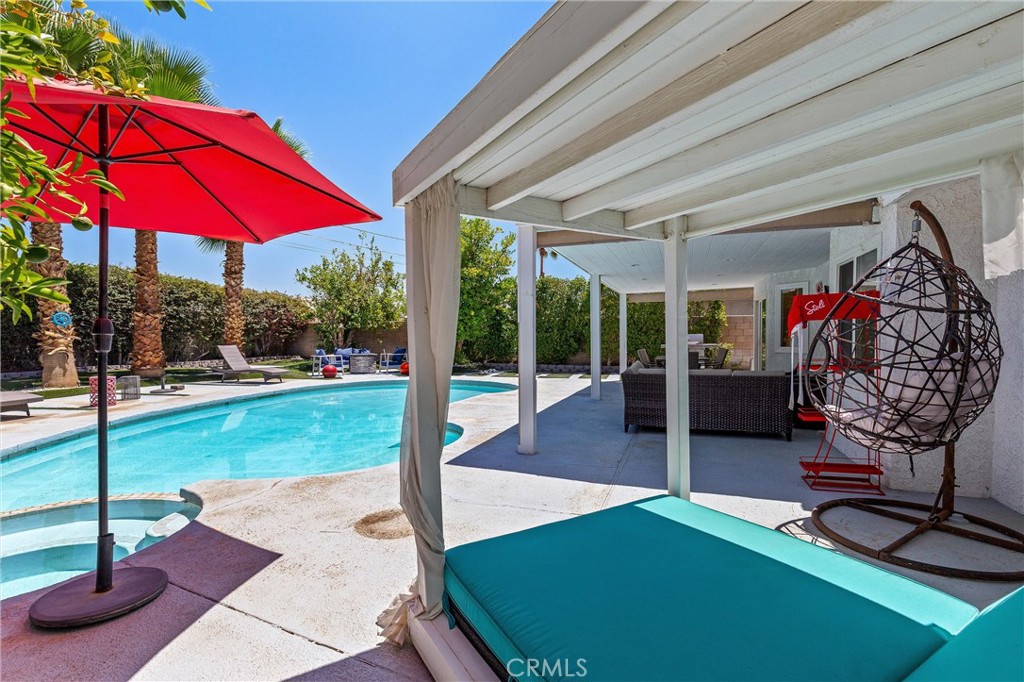 main property photo 20