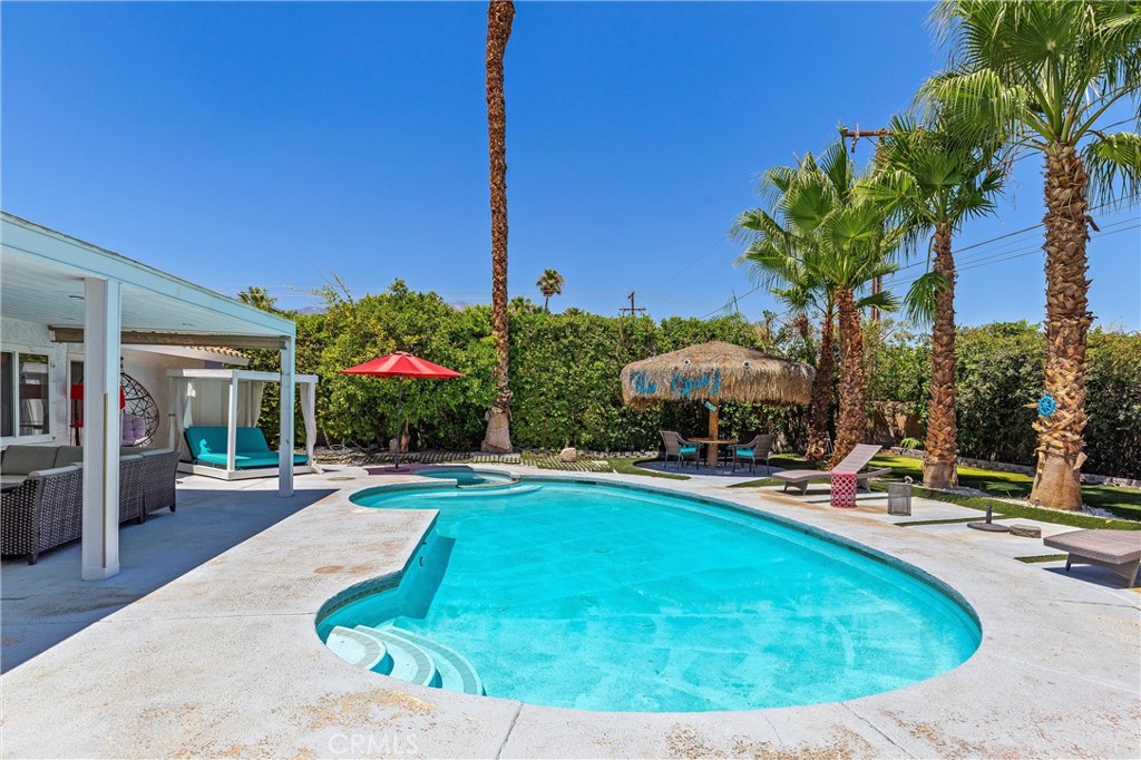 main property photo 23