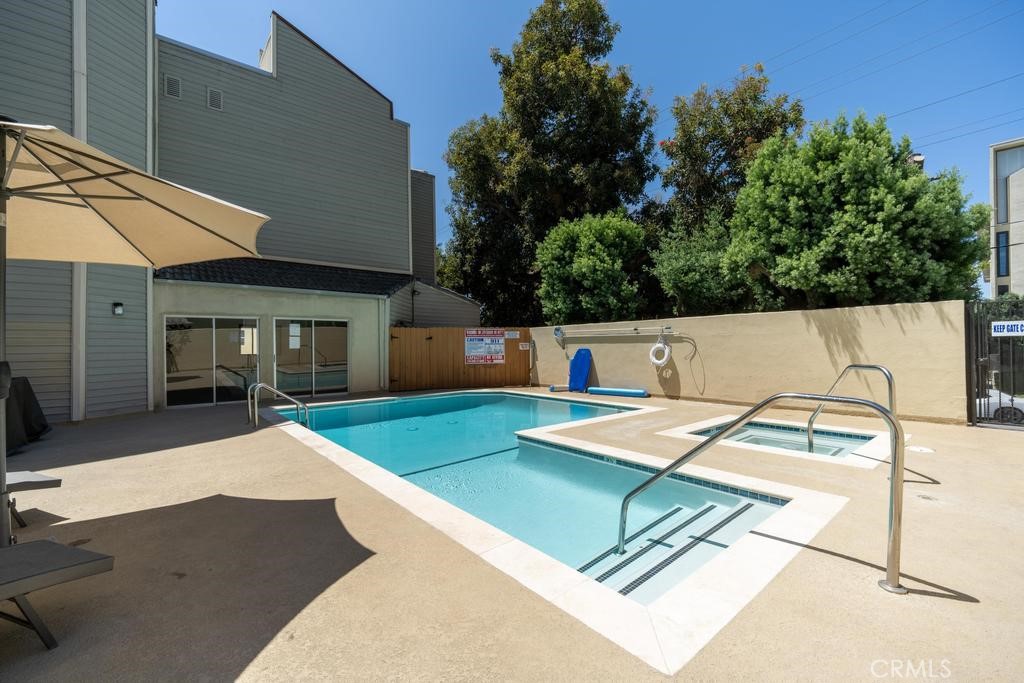main property photo 20