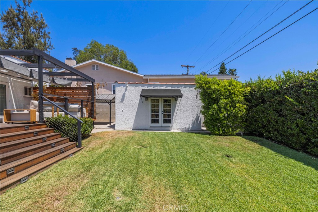 main property photo 40