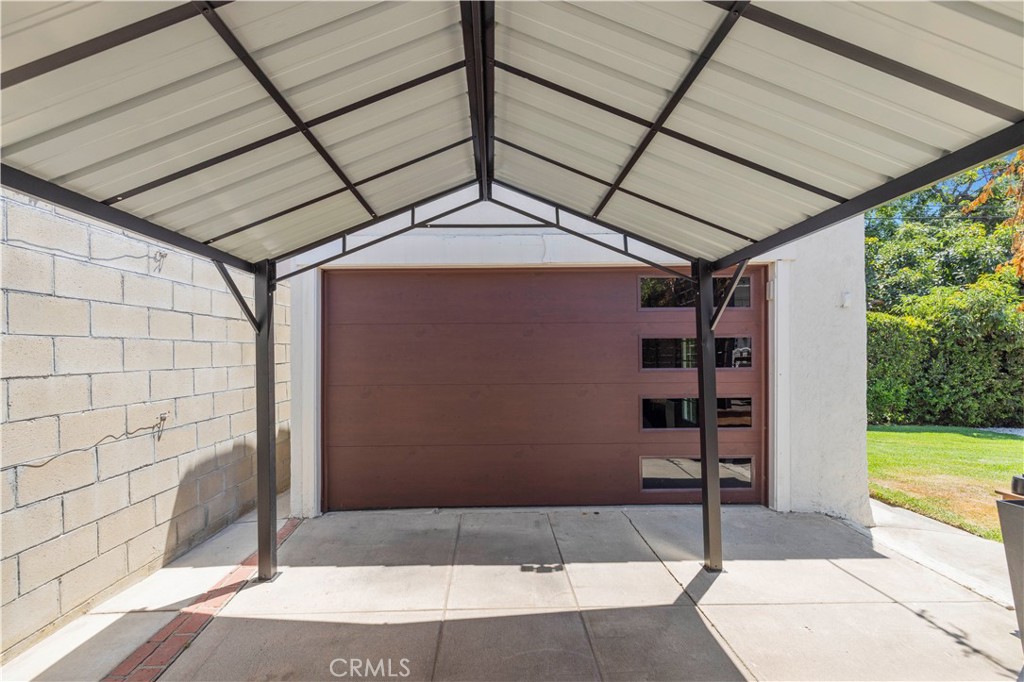 main property photo 54