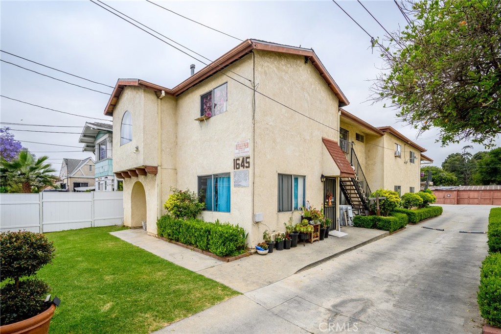 main property photo 21