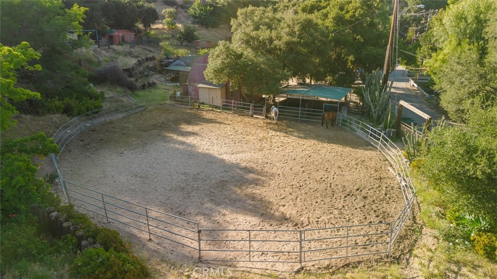 main property photo 9