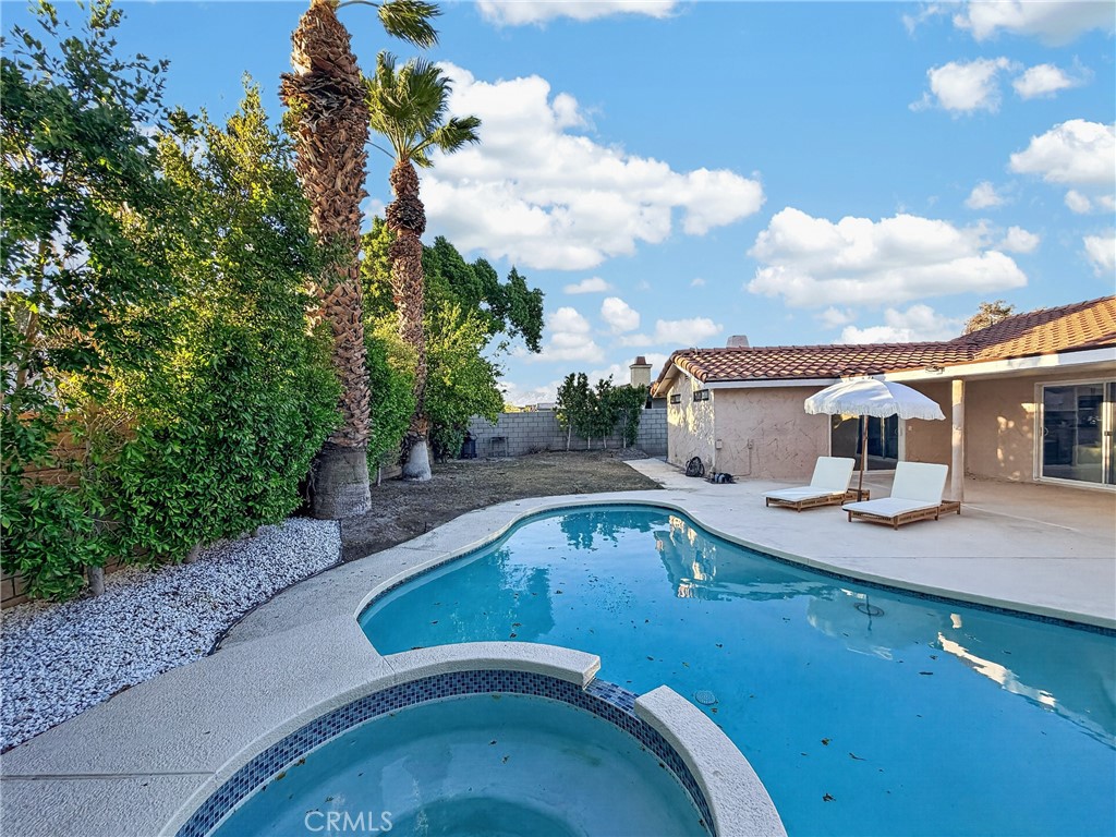 main property photo 47