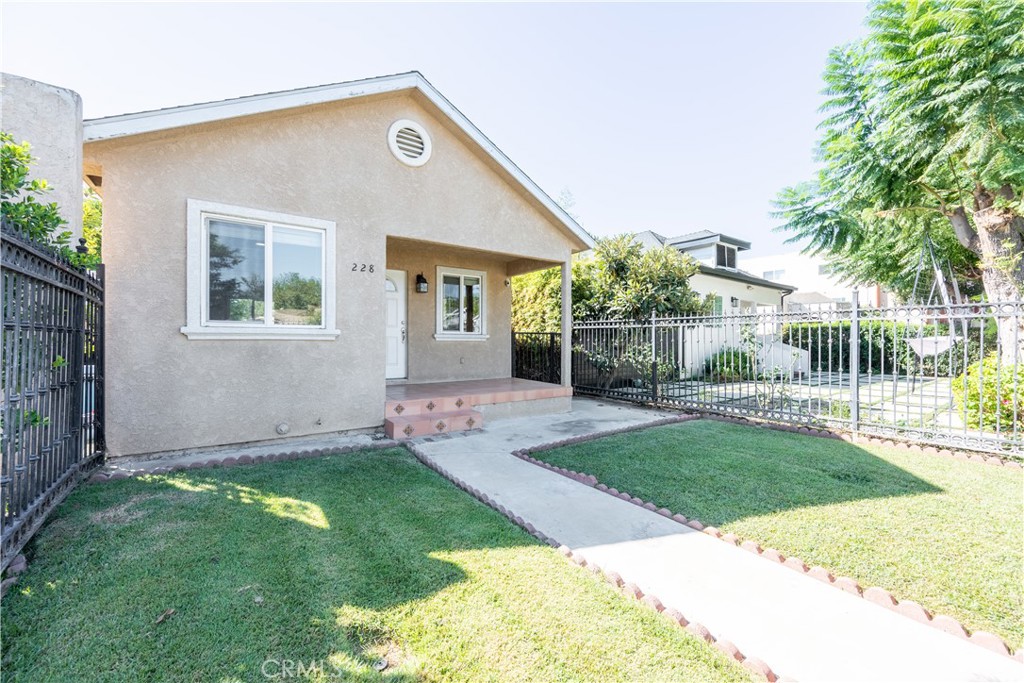main property photo 2