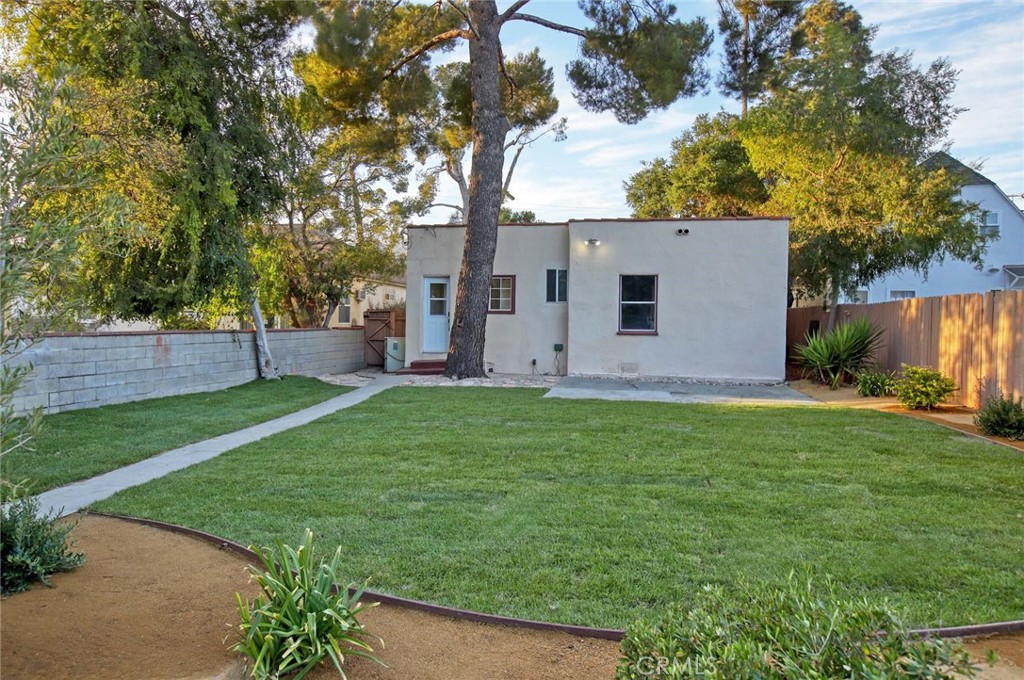 main property photo 38
