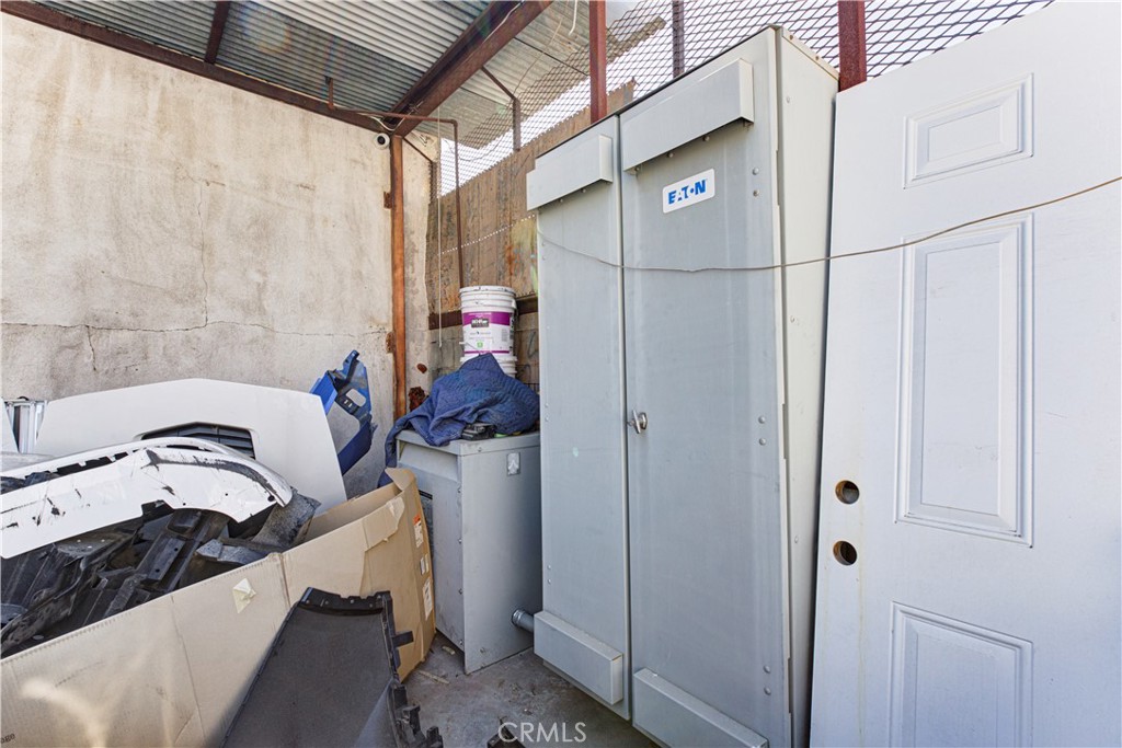 main property photo 25