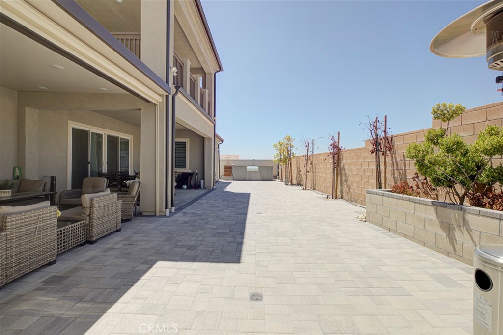 main property photo 50