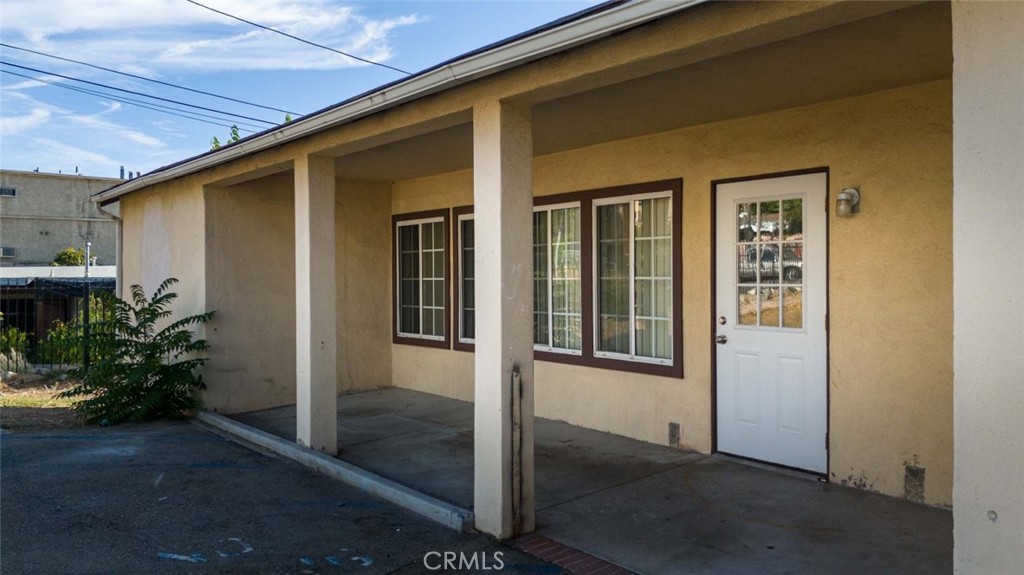 main property photo 12