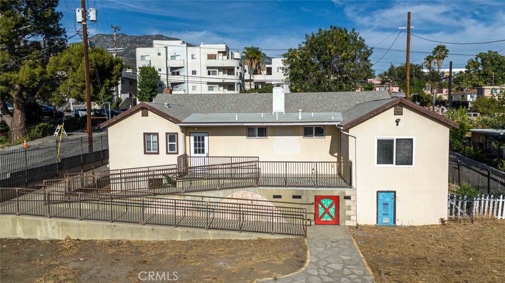 main property photo 15