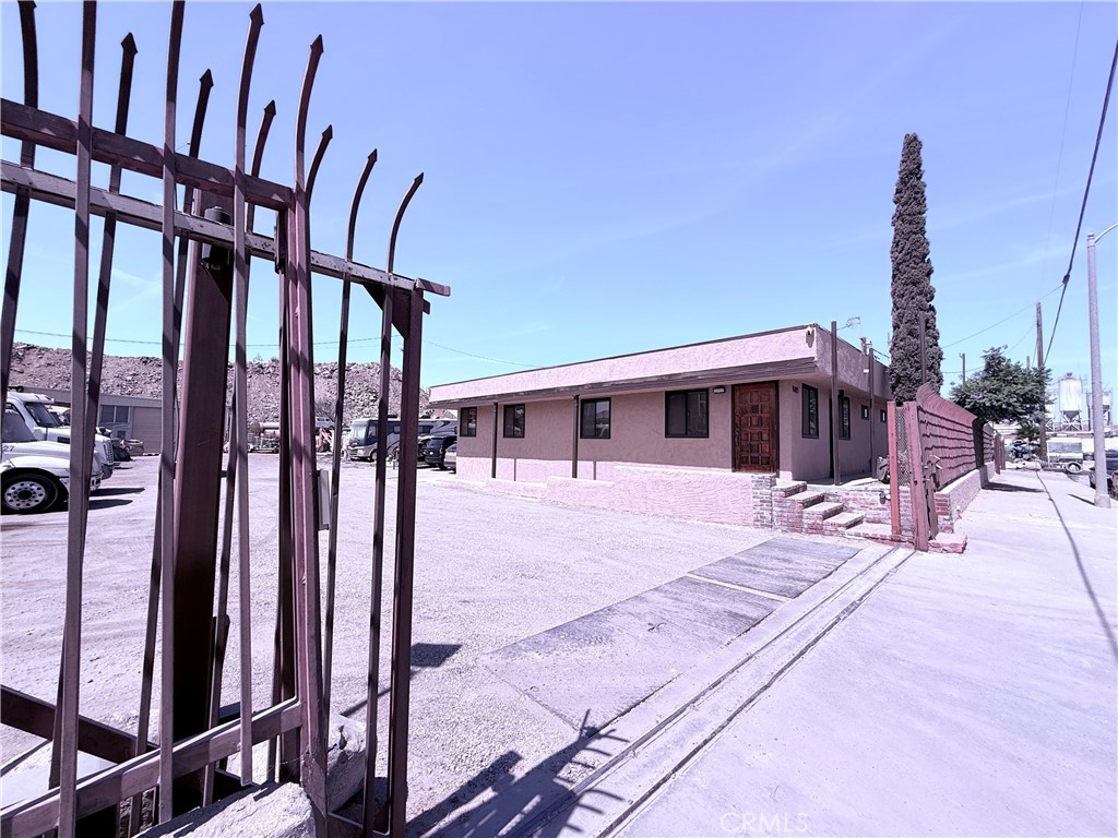 main property photo 18
