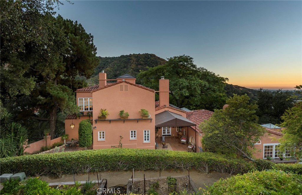main property photo 50