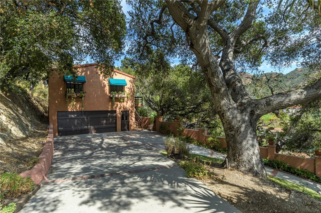 main property photo 54
