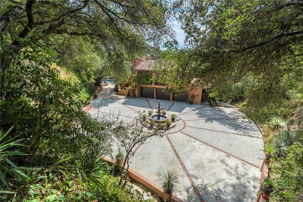 main property photo 59
