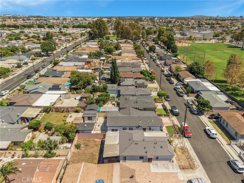 main property photo 17
