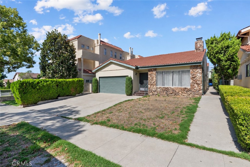 main property photo 59
