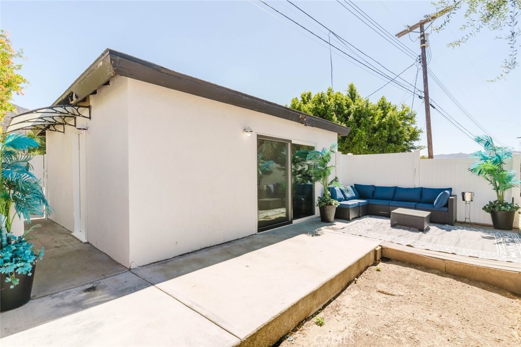 main property photo 12