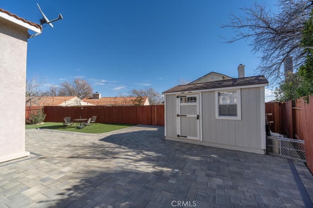 main property photo 23