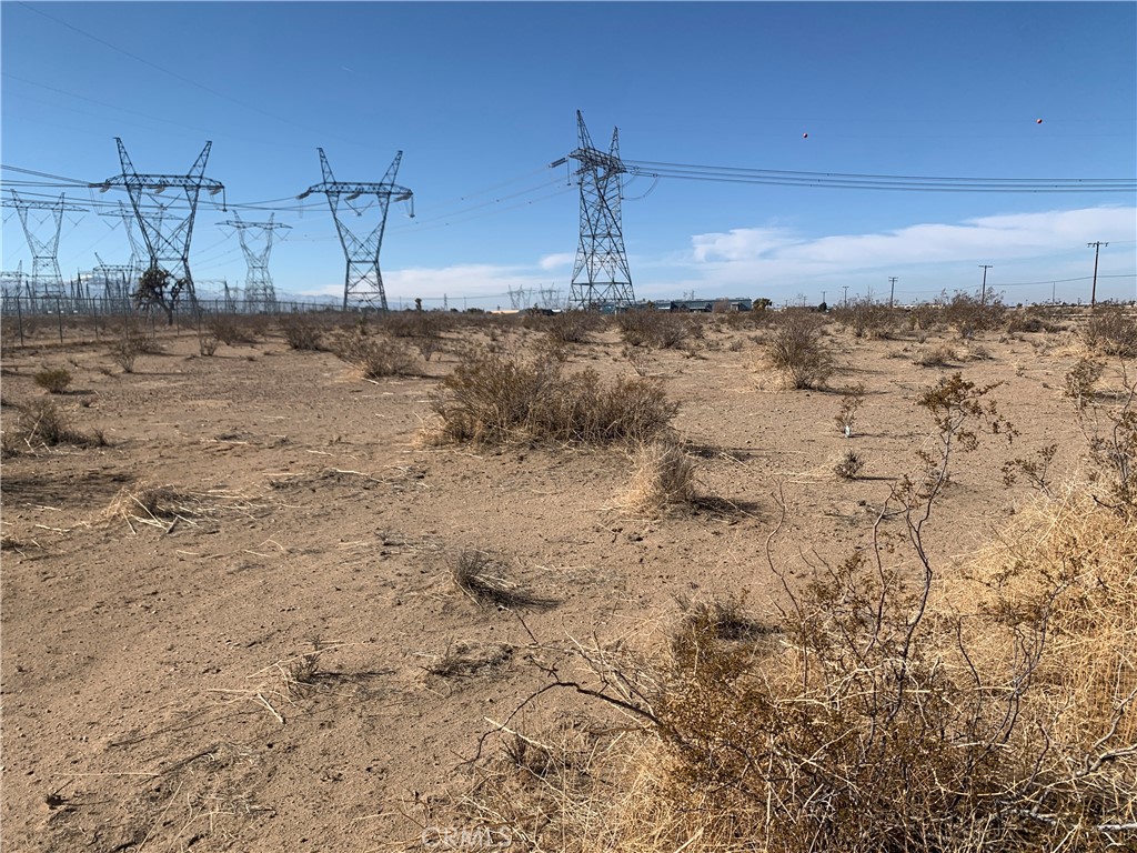 main property photo 4