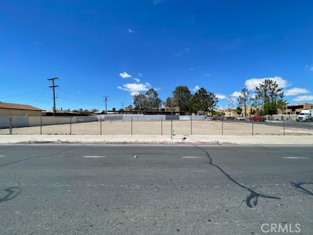 main property photo 13