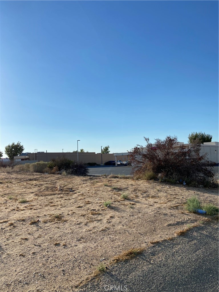 main property photo 3