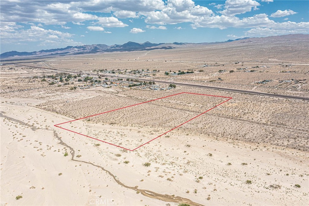 main property photo 3