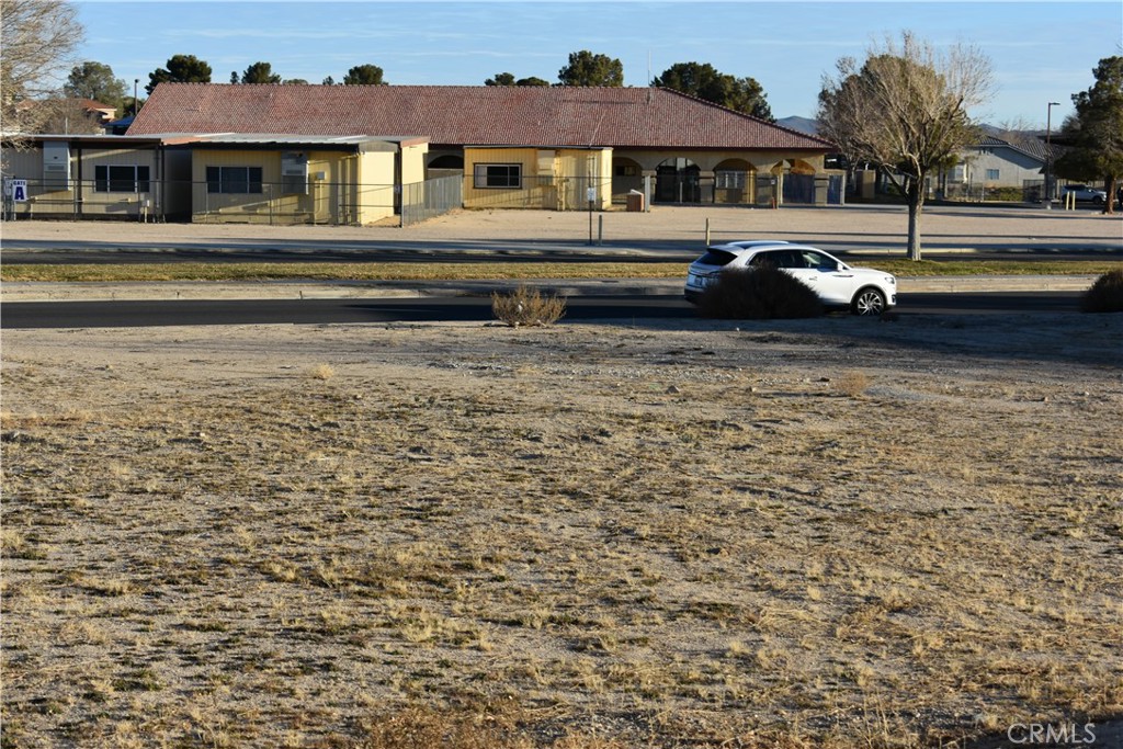 main property photo 5