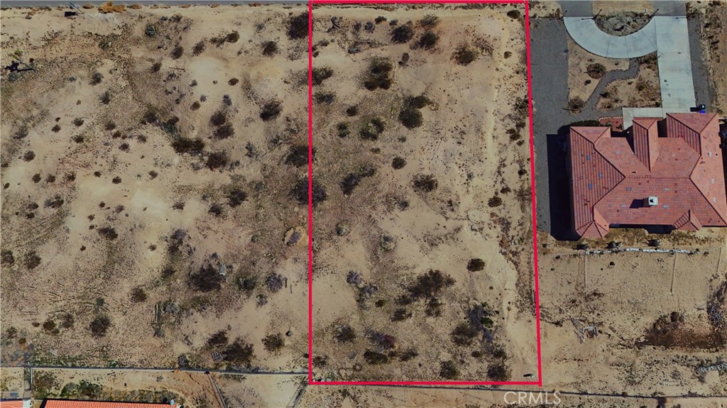 main property photo 13