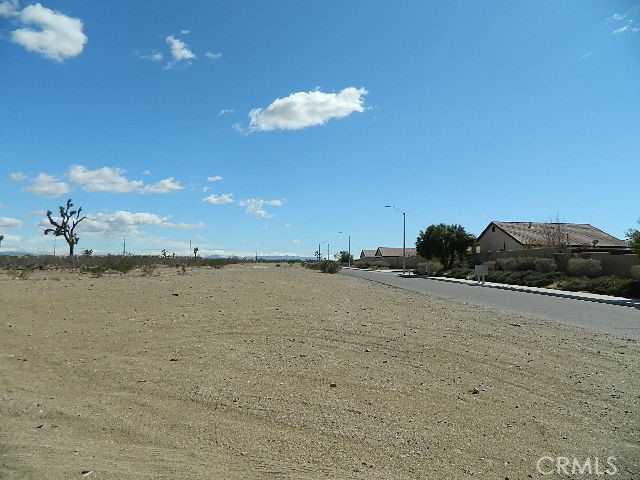main property photo 13